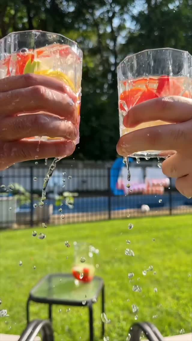Water With Random Shit Cut Up In It video cover